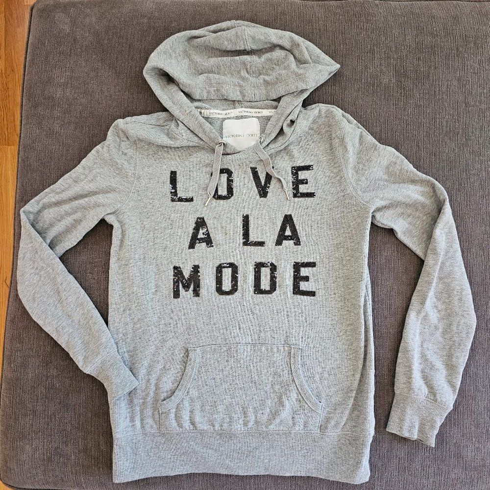 Victoria's Secret Gray Long Sleeve LOVE ALA MODE Pullover Hooded Sweatshirt sz S